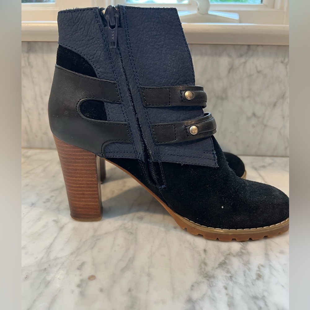 See by Chloe Black and Blue Ankle Boots with silver hardware